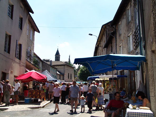 Vakantiehuis Frankrijk Saint Julien Chapteuil Markt